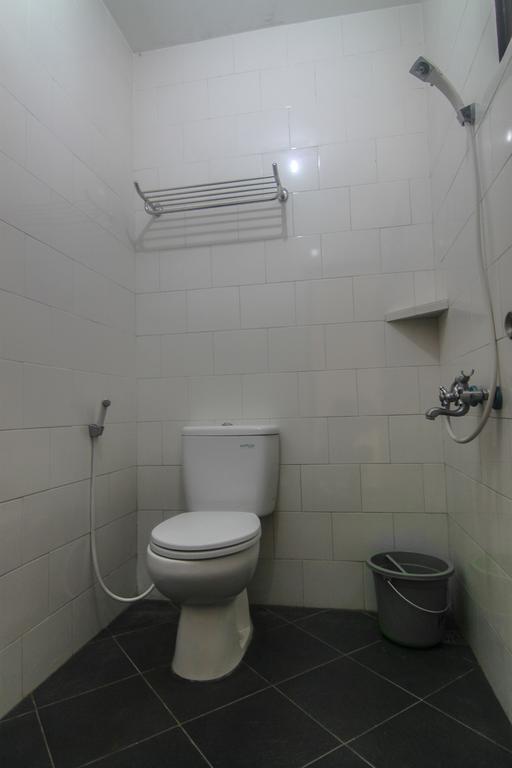 Hotel Cemerlang Baturraden Værelse billede